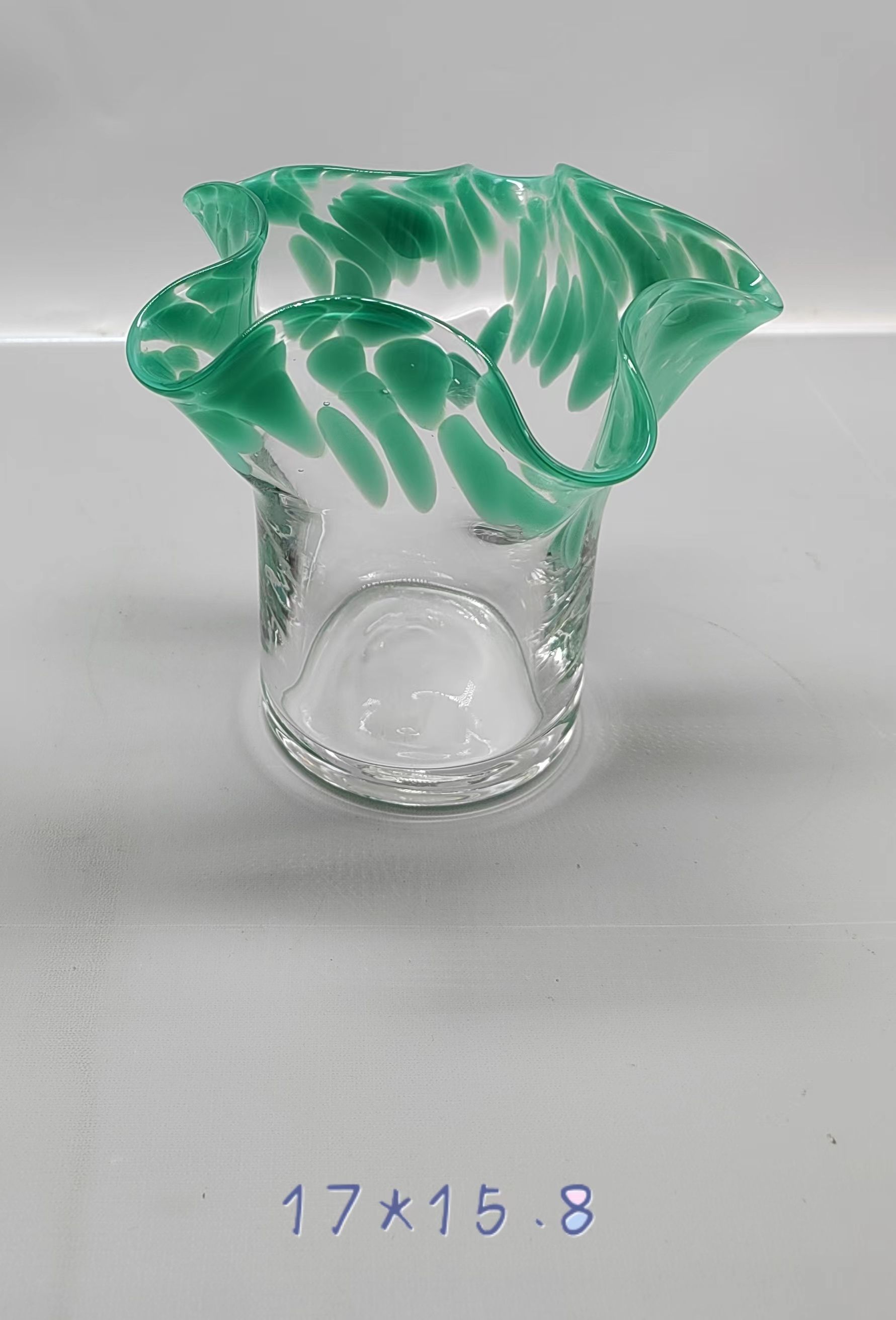 Glass  decoration hand--made  in primary color