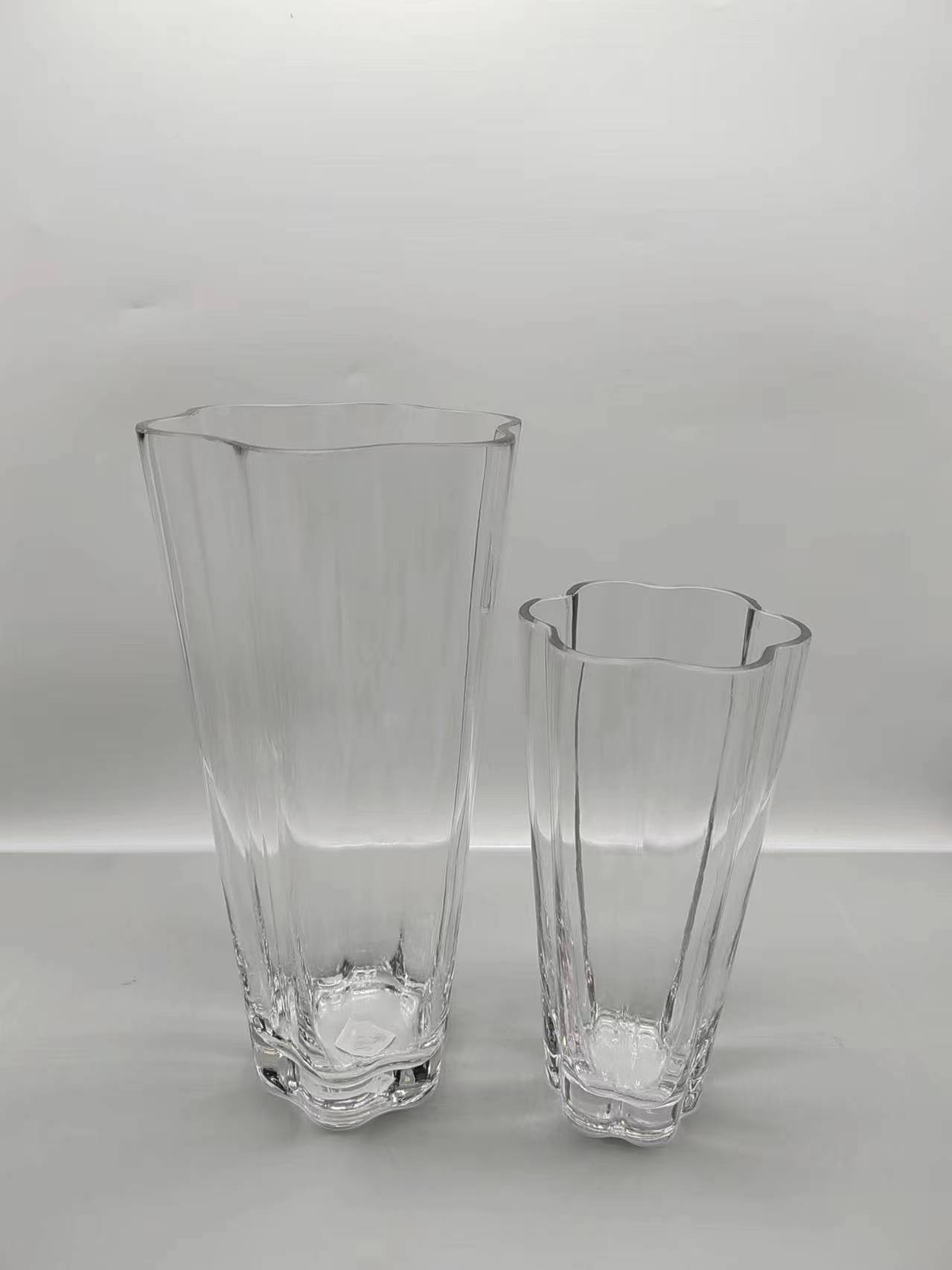 A group of clear glass vase made-hand