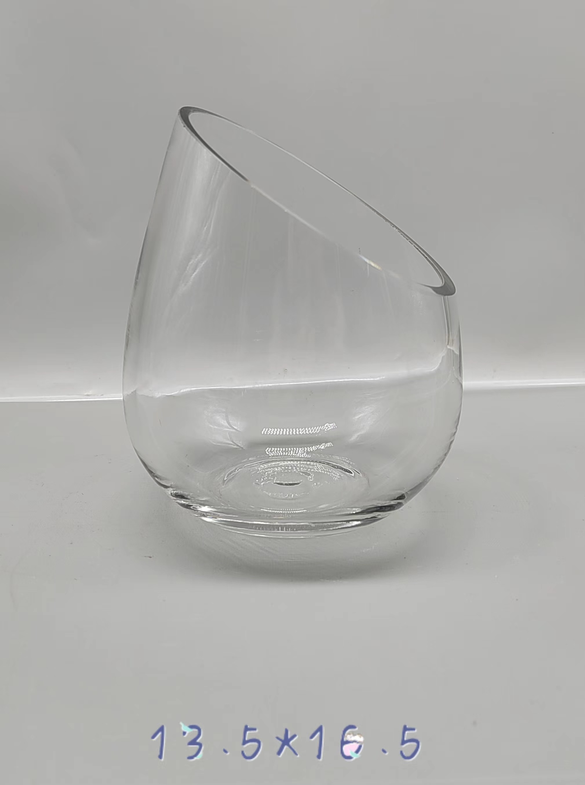 Clear glass candle holder