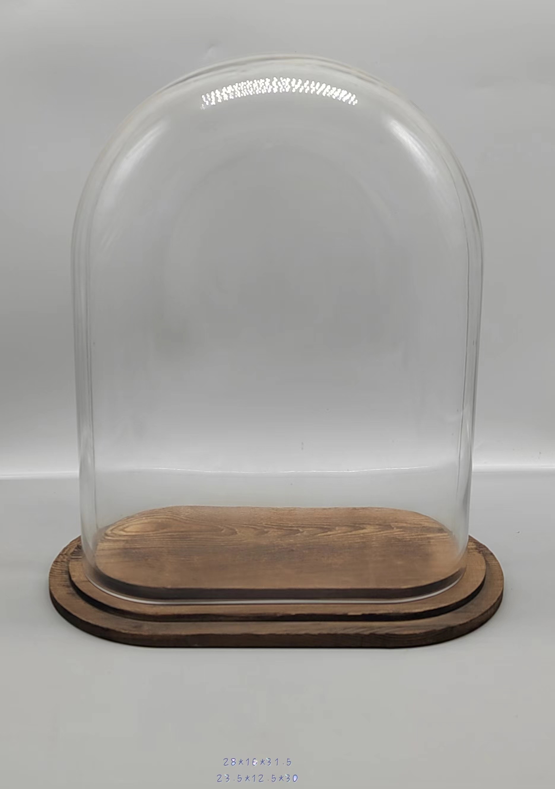 Clear glass jar with wooden base /M
