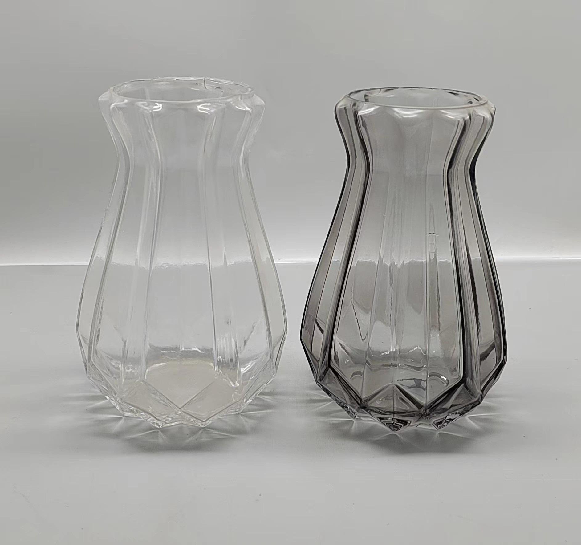 Glass vase spray color hand-made