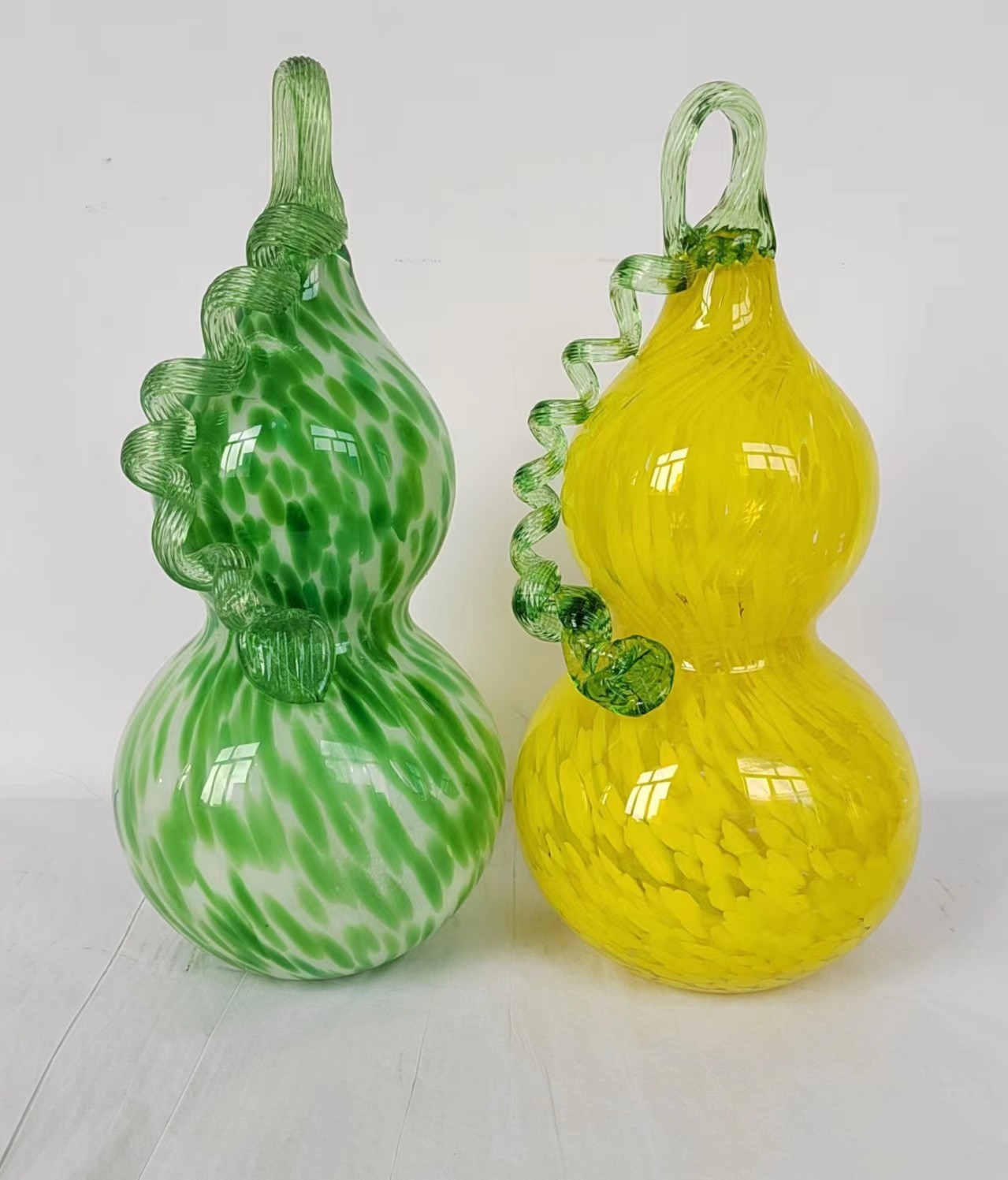 Glass  decoration hand--made  calabash/L